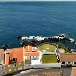 Cliff House, Azores Splendid Ocean View 오르타
