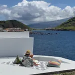Cliff House, Azores Splendid Ocean View * Horta (Azores)
