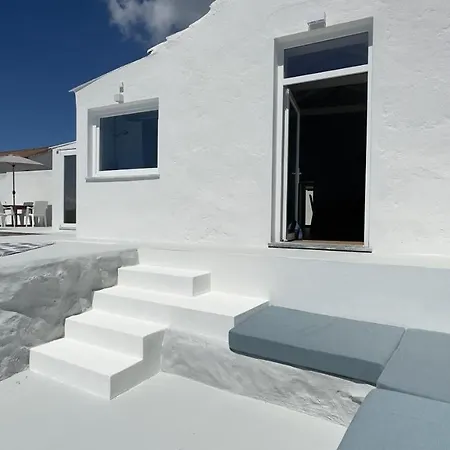 Cliff House, Azores Splendid Ocean View بيت للعطل *