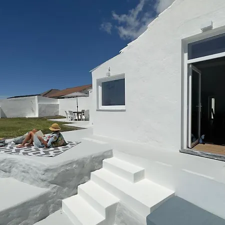 Cliff House, Azores Splendid Ocean View بيت للعطل *