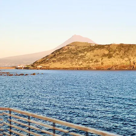 Cliff House, Azores Splendid Ocean View Ferienhaus
