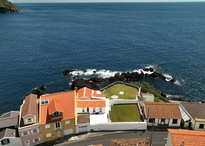 Cliff House, Azores Splendid Ocean View * Horta (Azores)